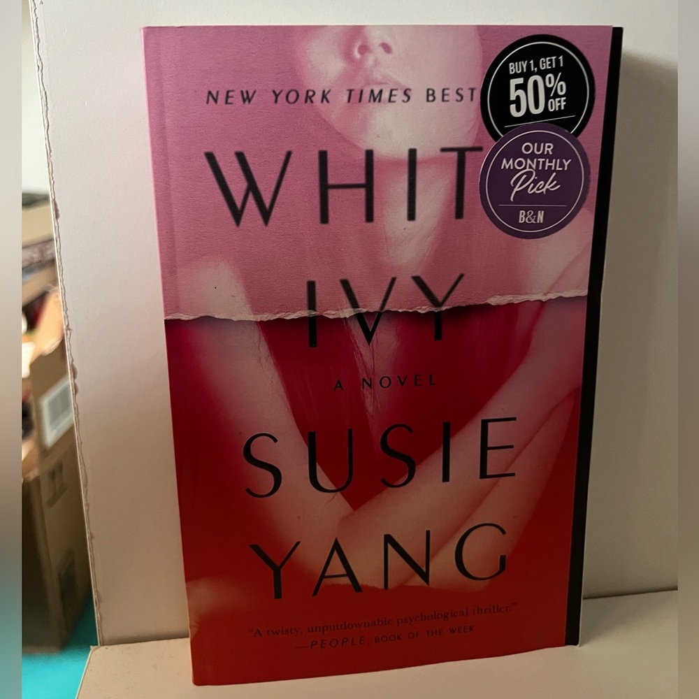 White Ivy by Susie Yang